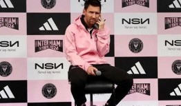 新闻爆料梅西是机器人嘛,揭秘足球巨星的真实身份