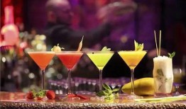 科技调酒视频爆料,视频爆料带你领略未来酒吧风采