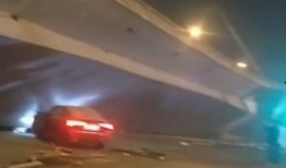 高架桥爆料视频