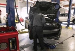 汽车保养爆料视频,视频爆料揭示保养真相